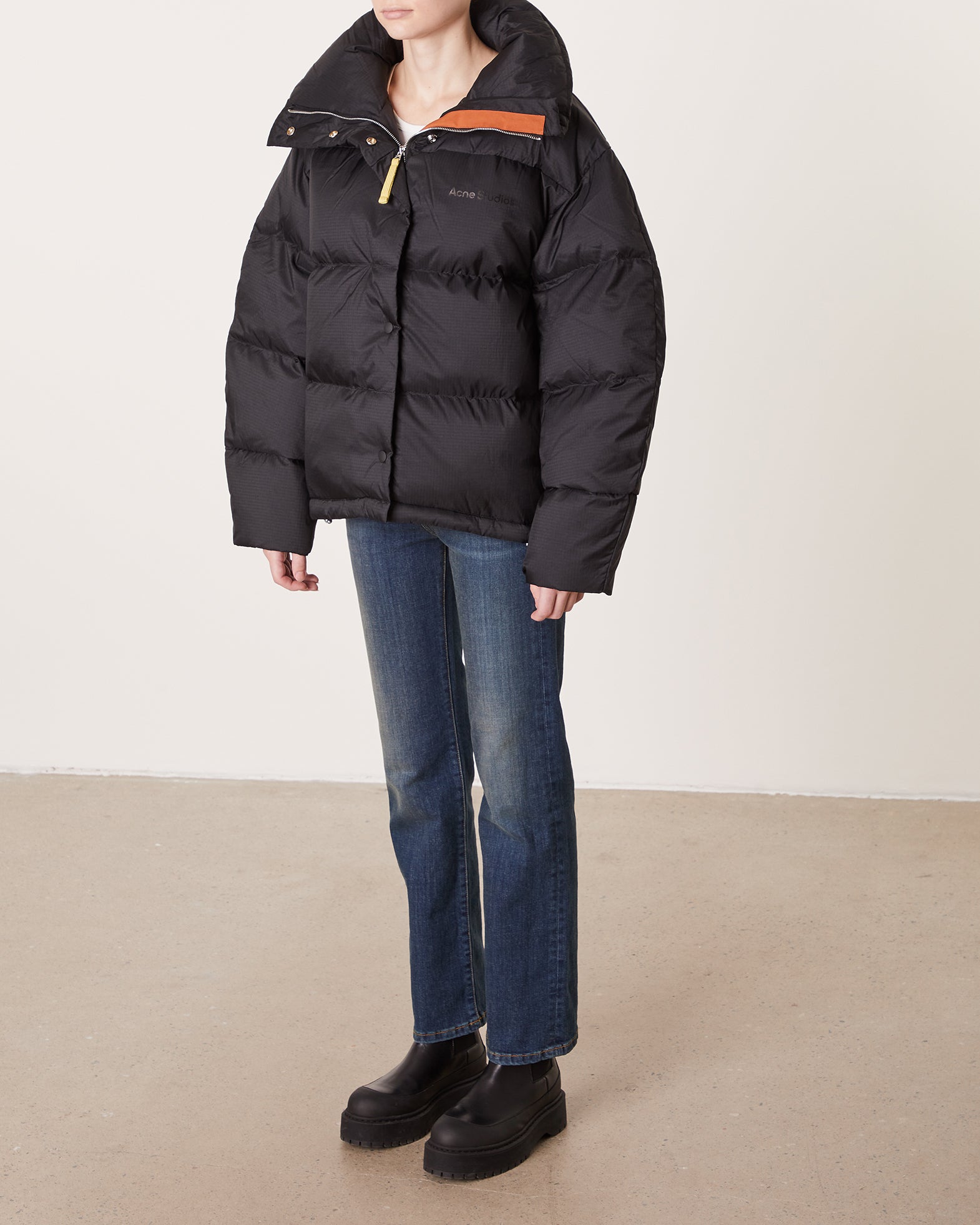 Acne Studios Jacka 32 Svart 010