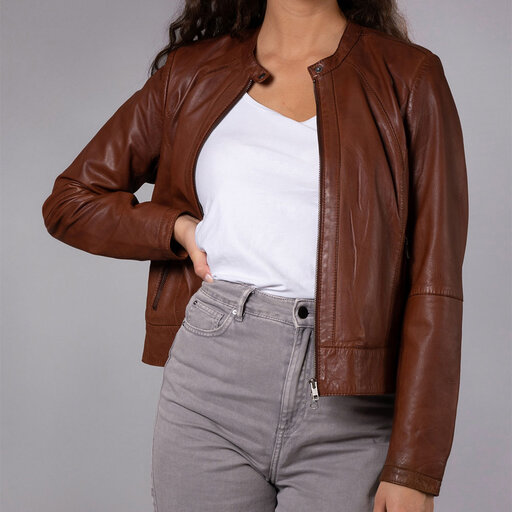 Jacka Diora Classic Leather