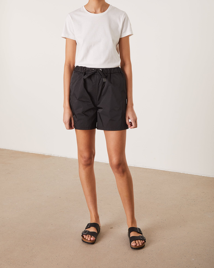 Moncler Shorts Svart IT 38 (EUR 34)
