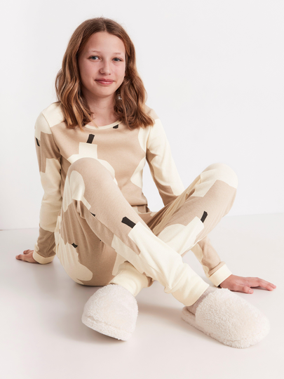 Pyjamasset Lindex x Emilia Ilke