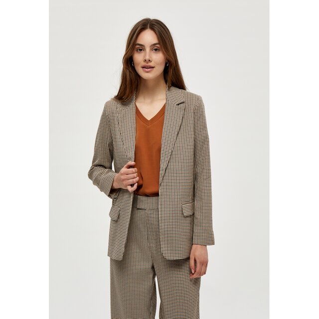 Lydia Blazer