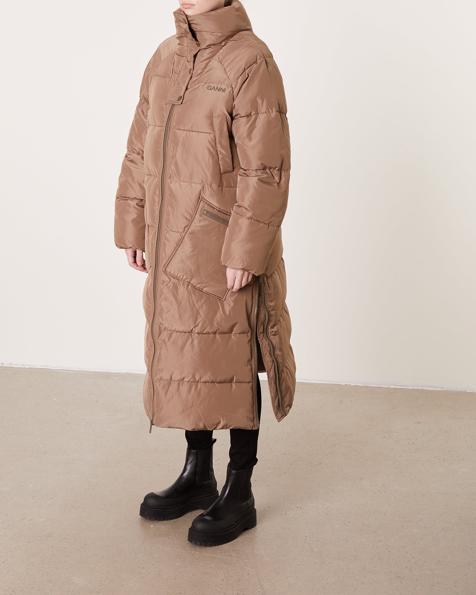 Ganni Jacka Tech Puffer XXS/XS Fossil 1214