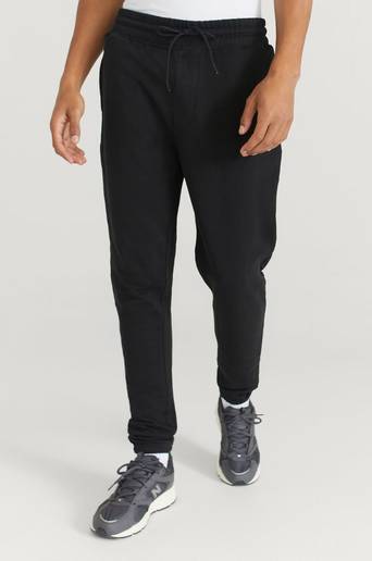 Studio Total Sweatpants Studio Tapered Sweatpants Svart