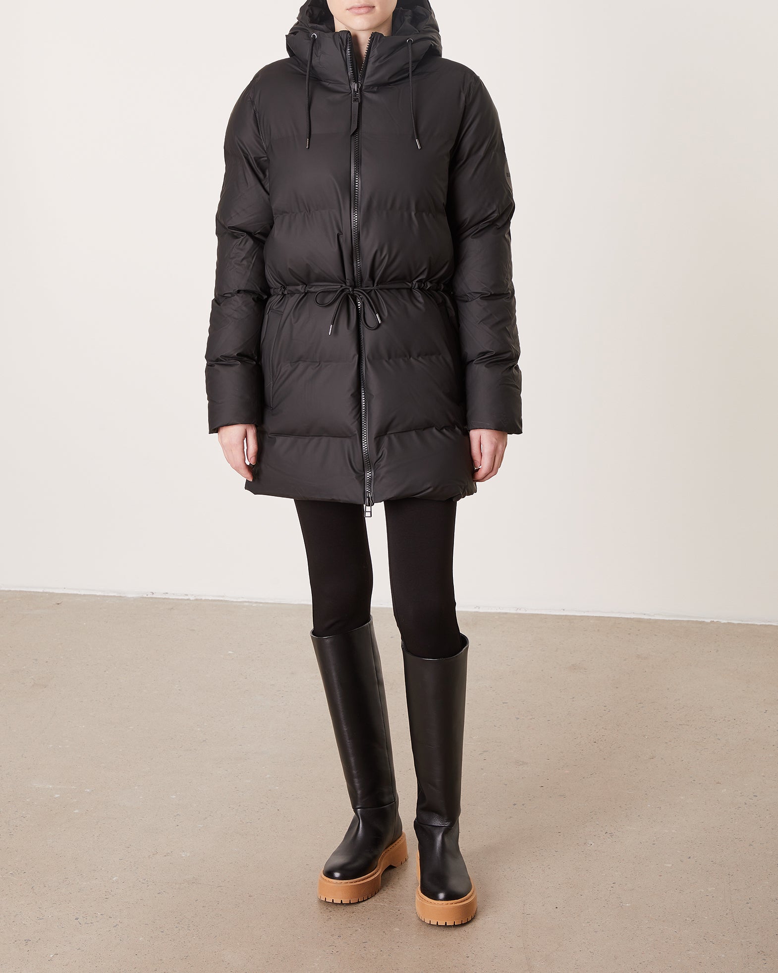Rains Jacka Puffer W M-L Svart 008