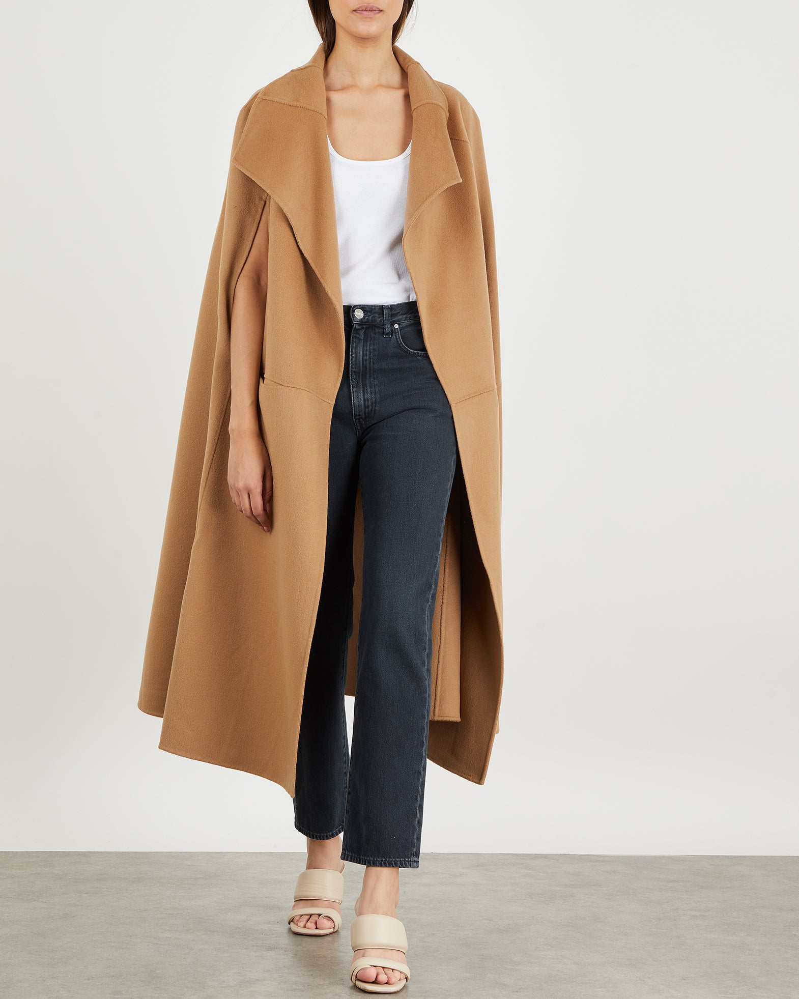 Totême Cape Signature Wool Cashmere XXS Camel 000