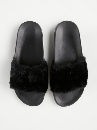 Slip in-sandaler med fuskpäls