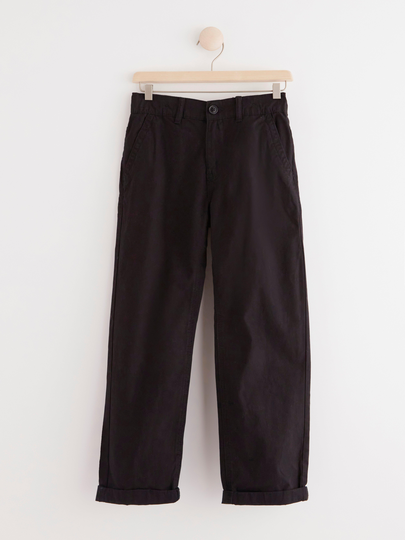 Loose fit chinos