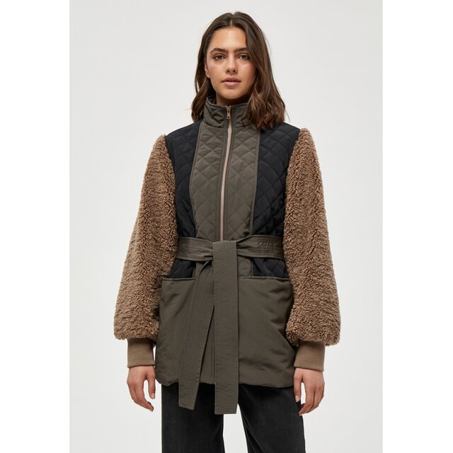 Nimah Coat