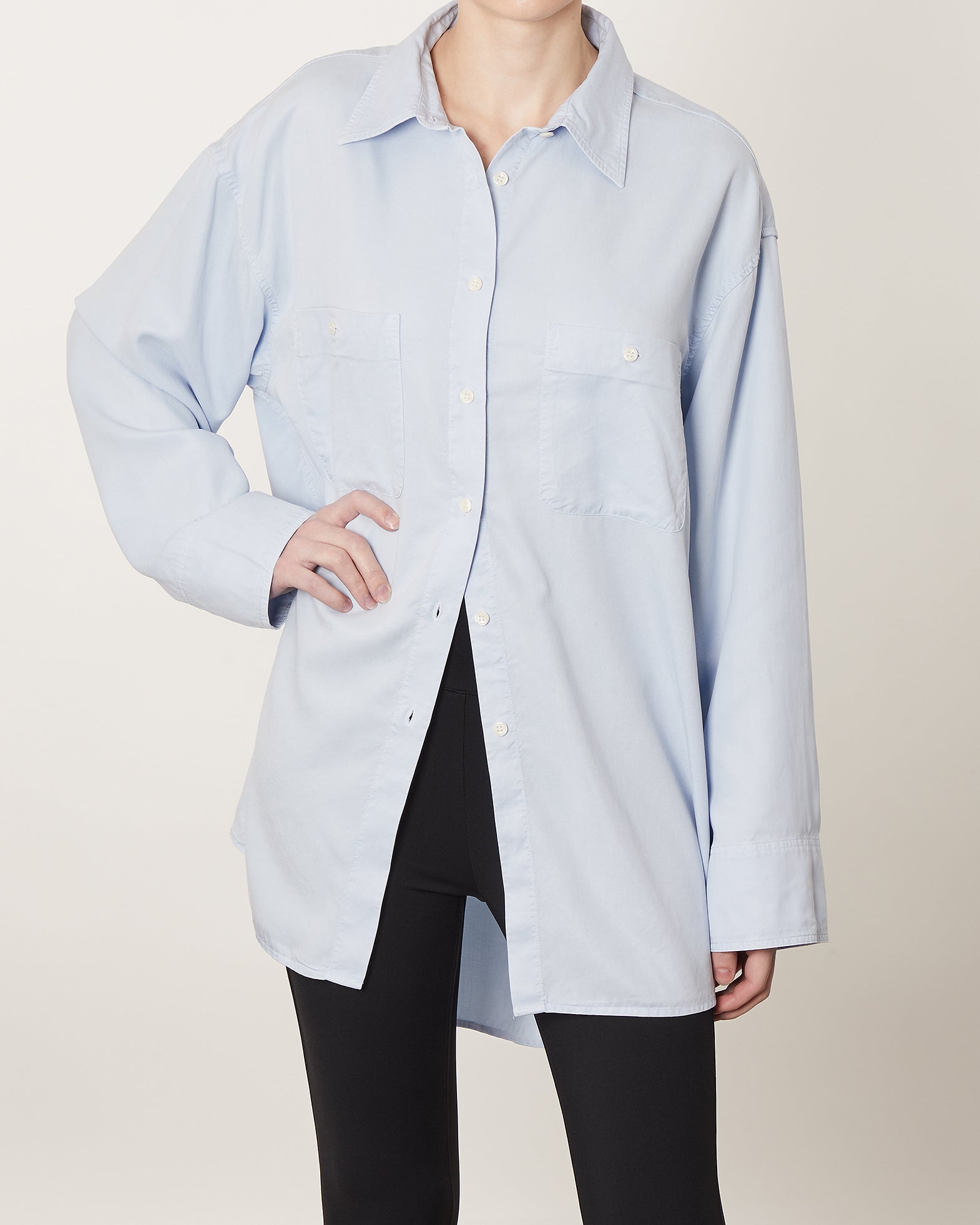 Filippa K Skjorta Sandie Tencel 34 Cloud 011