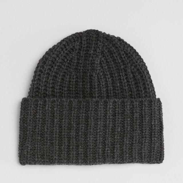 Corinne hat